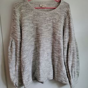 🌚cozy bell sleeve sweater